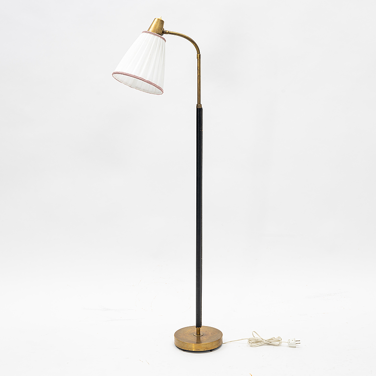 A floor light from Falkenbergs belysning